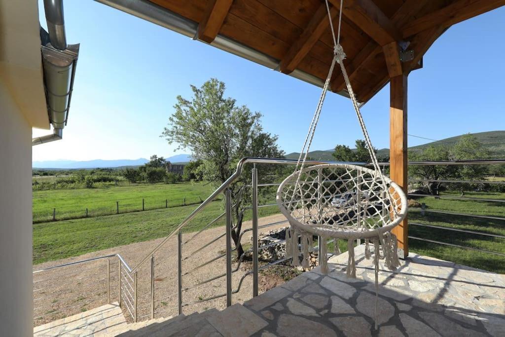 Holiday House Aurora Borealis Ervenik Екстериор снимка