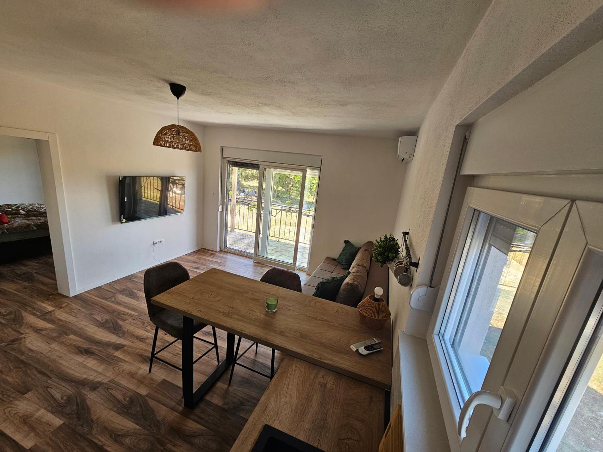Holiday House Aurora Borealis Ervenik Екстериор снимка